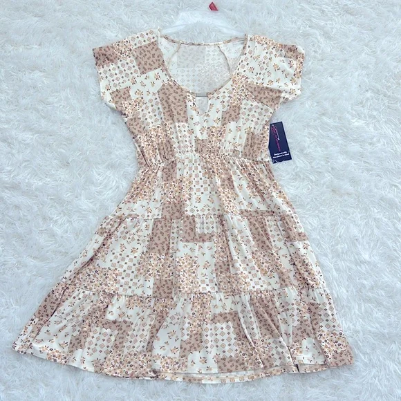Beige/Tan Summer Dress - Picture 1 of 3